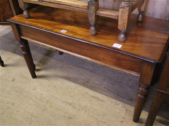 Victorian mahogany rectangular topped side table (cut down)